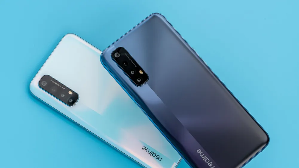 Realme 7 series với hai màu “Sương lam - Khói trắng” sắp mở bán tại Việt Nam 