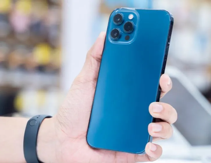 iPhone 12 Pro Max VN/A hai phiên bản màu Pacific Blue và Graphite đã trở lại