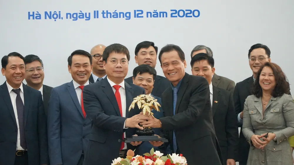 MobiFone và SCTV ký kết Thỏa thuận hợp tác chiến lược toàn diện