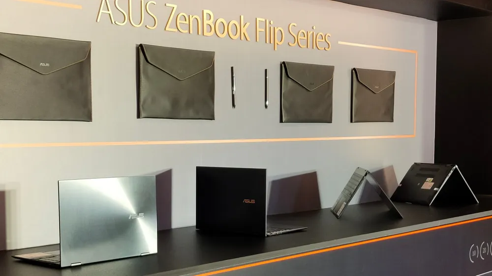 ASUS ra mắt bộ đôi laptop xoay gập ZenBook Flip Series 