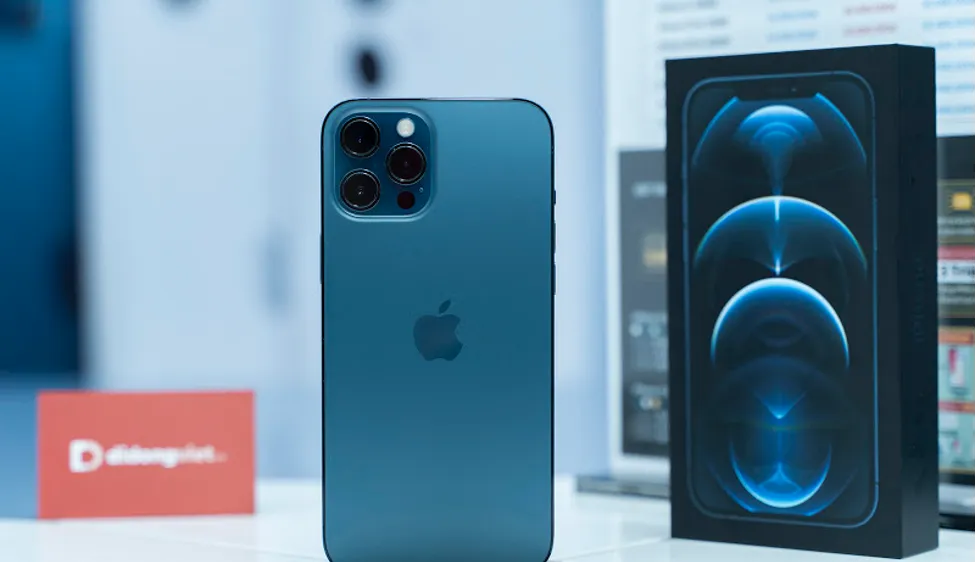 iPhone 12 VN/A đang được giảm đến 5 triệu tại Di Động Việt
