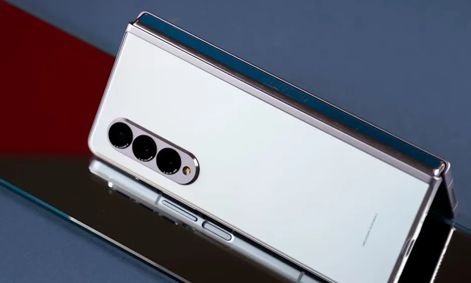Galaxy Z Fold3 của Samsung