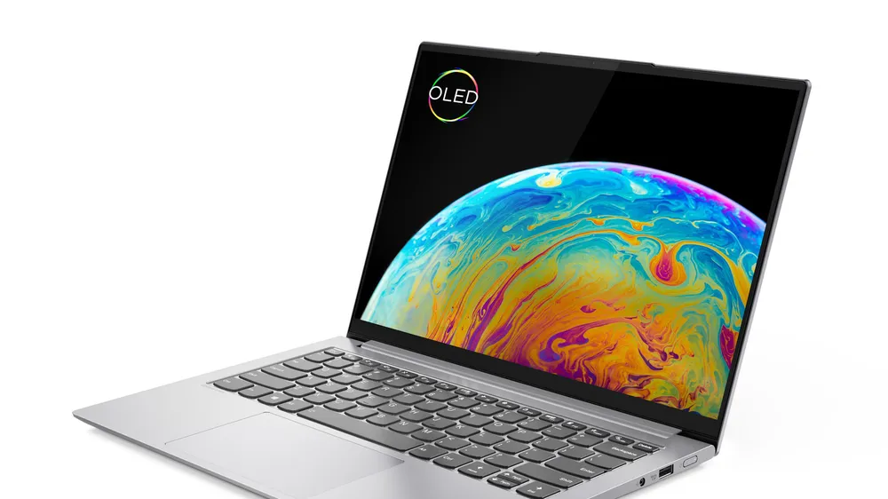 Yoga Slim 7 Pro với màn hình OLED