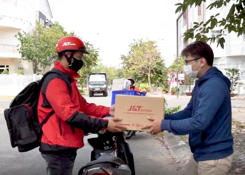J&T Express tích cực hoạt động trong thời điểm “bình thường mới”