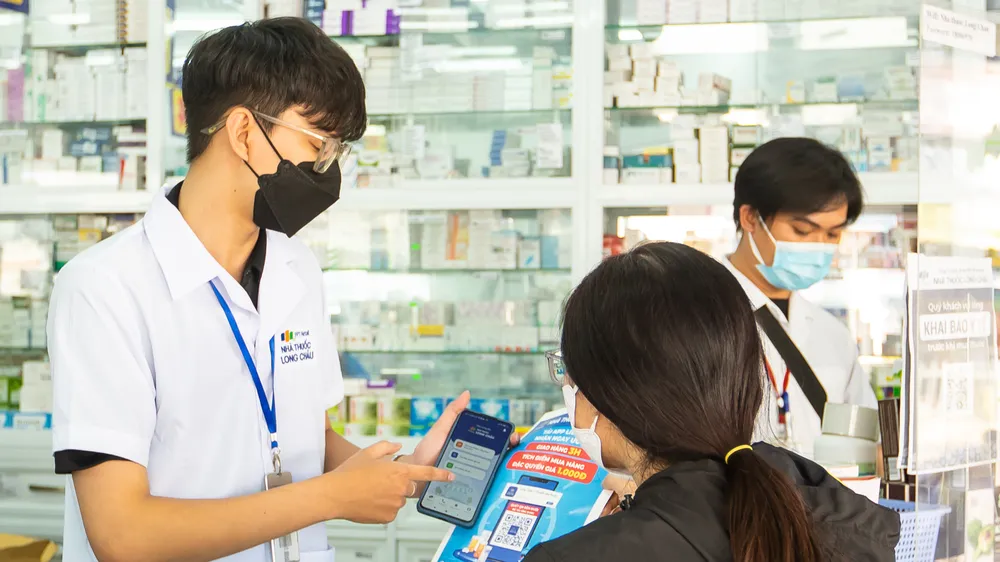 FPT Long Châu đã ưu tiến ứng dụng công nghệ vào hoạt động kinh doanh