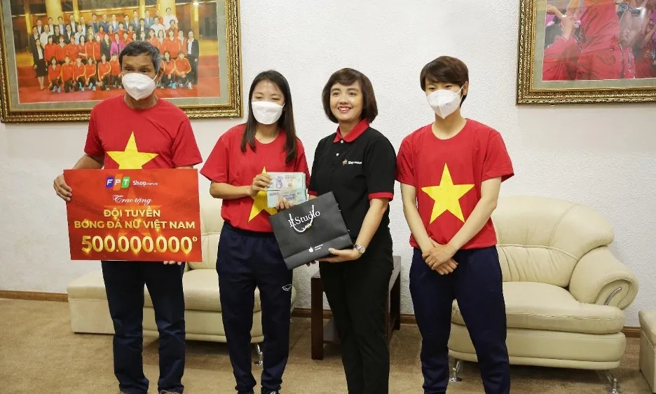 FPT Shop là doanh nghiệp đầu tiên tri ân Đội tuyển bóng đá nữ Việt Nam