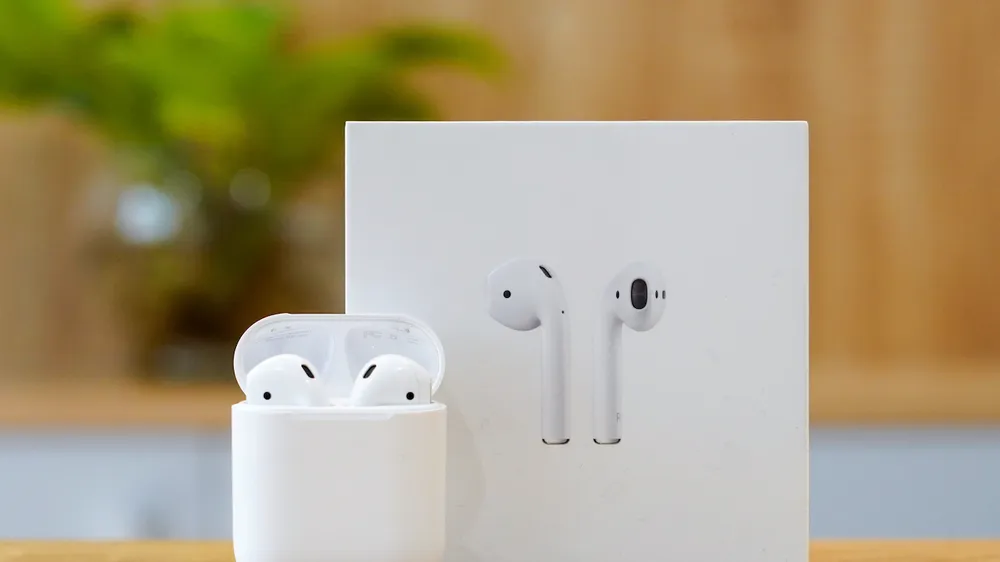 Minh Tuấn Mobile đang là hệ thống phân phối AirPods 2 chính hãng có giá bán tốt nhất thị trường ở thời điểm hiện tại