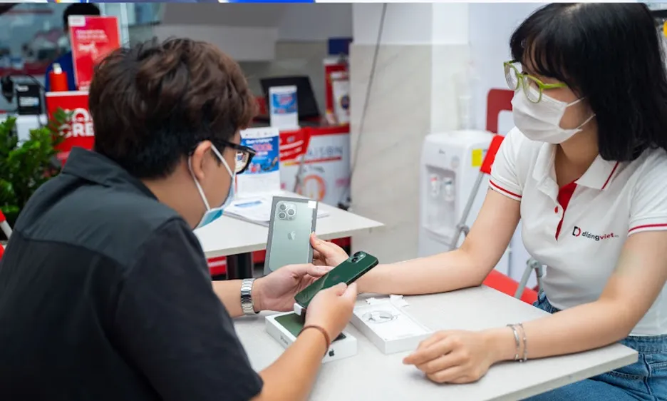 iPhone màu xanh lá mở đường hạ giá cho các loại iPhone khác