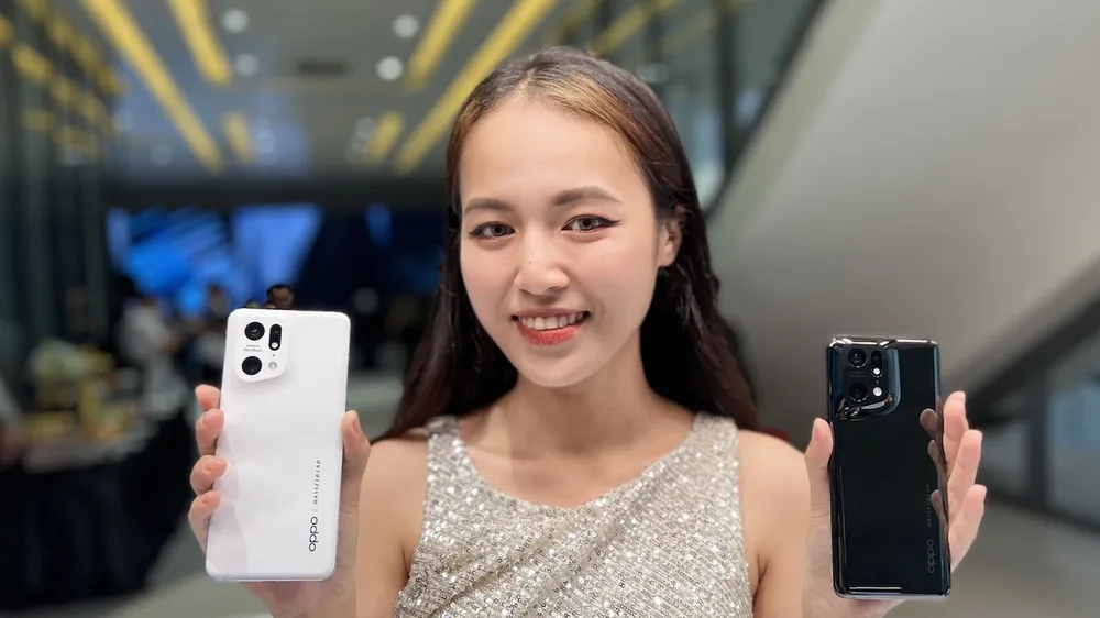 OPPO Find X5 Pro 5G có giá bán 32.990.000 đồng cùng nhiều phần quà giá trị