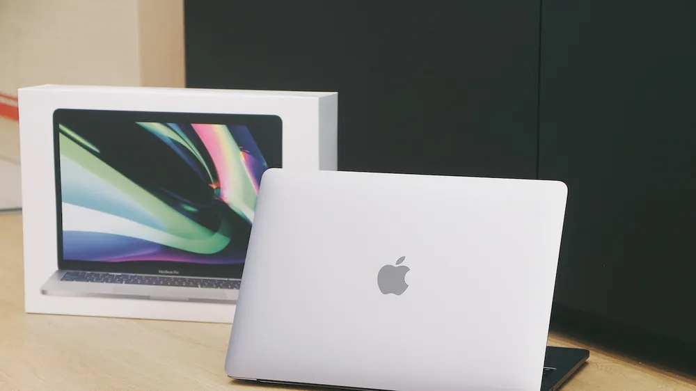 MacBook Pro M2 2022 