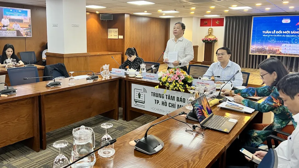 Phó Chủ tịch UBND TPHCM Dương Anh Đức phát biểu tại họp báo