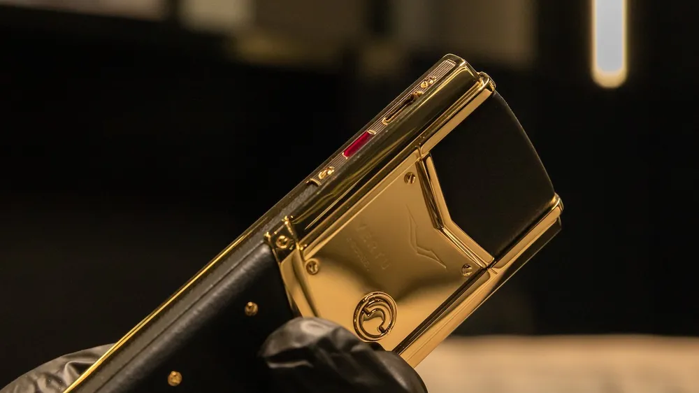  Vertu Signature V Pure Black Full Gold