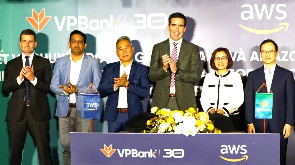 VPBank hợp tác cùng AWS