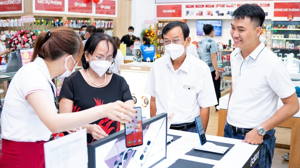 Hàng điện tử giảm giá ngay trước lễ