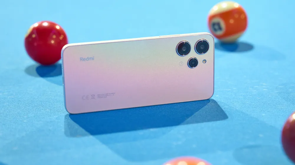 Redmi 12 với thiết kế bắt mắt