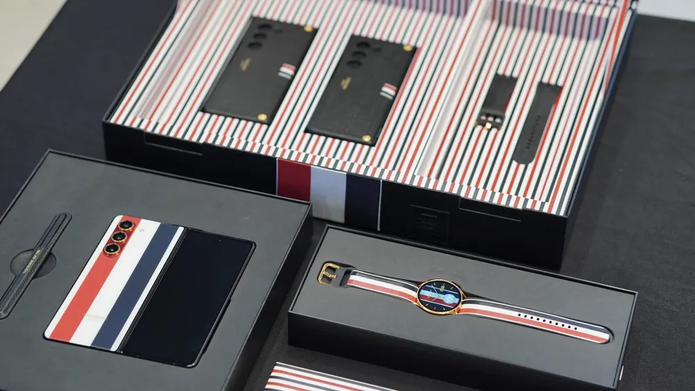 Galaxy Z Fold 5 Thom Browne Edition