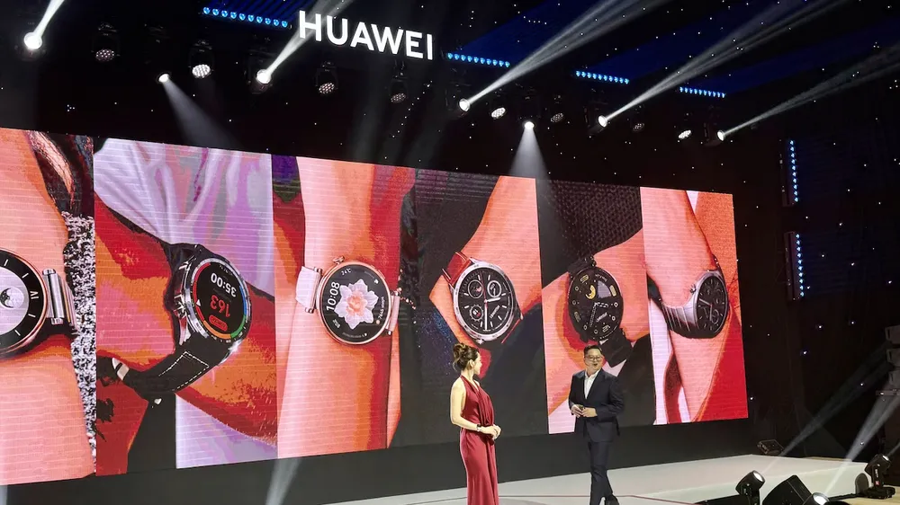 Huawei Watch GT4 ra mắt tại Việt Nam cùng sự xuất hiện của ca sĩ Chi Pu