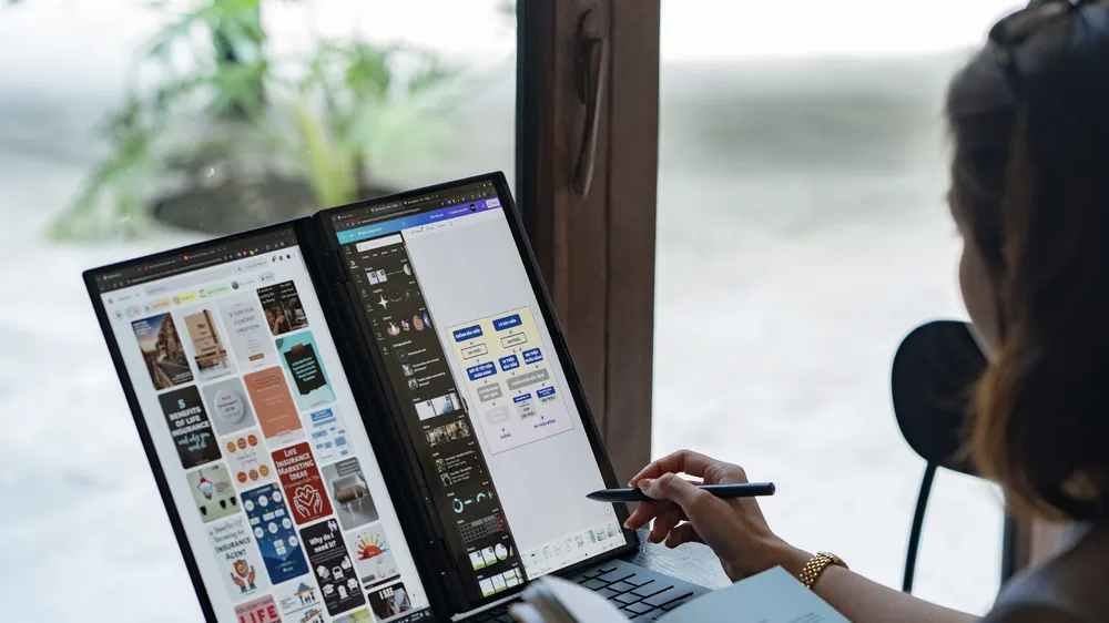 Zenbook DUO với thiết kế độc đáo
