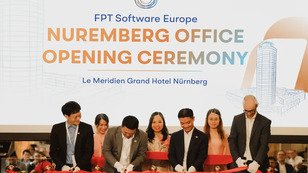 Văn phòng mới của FPT tại Đức tọa lạc tại tầng 26, Tòa nhà Kinh doanh Nuremberg, Ostendstr 100, 90482 Nuremberg, Bavaria