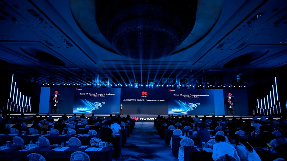Cuộc thi Huawei ICT Competition là sân chơi dành cho các tài năng CNTT