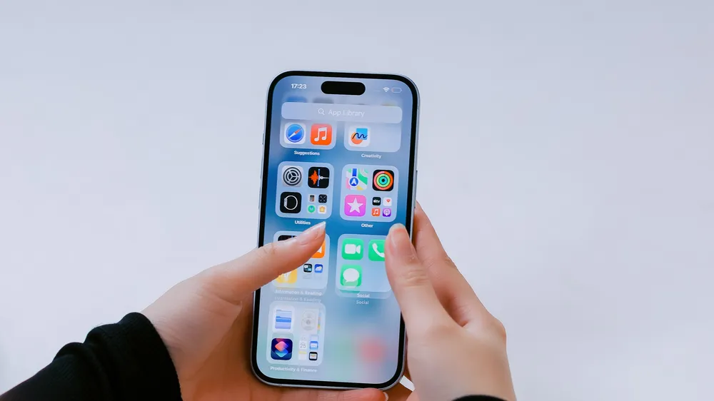 iPhone cũ đang có giá tốt tại Viện Di Động