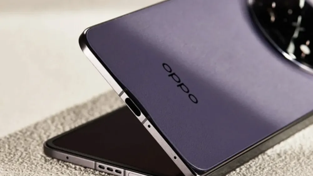 OPPO Find N6 với bên ngoài không khác OPPO Find N5 nhưng hoàn toàn khác biệt khi chạm vào