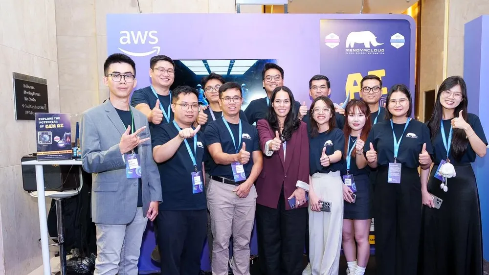 Renova Cloud hiện đang là đối tác dẫn đầu trong khu vực với các chứng nhận chuyên môn cao cấp từ AWS