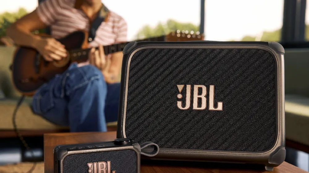 JBL BandBox Solo và JBL BandBox Trio đã được mở bán tại Việt Nam