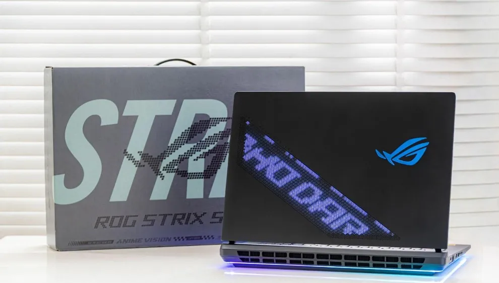 ROG Strix SCAR 18 (2026), chiếc laptop gaming mạnh nhất của ROG