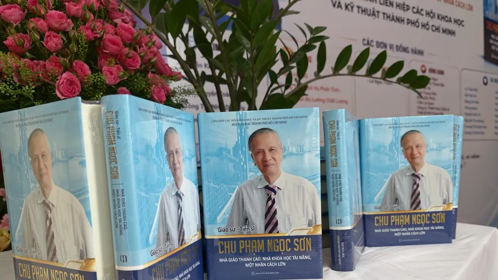 Sách “GS.TS Chu Phạm Ngọc Sơn, Nhà Giáo thanh cao, Nhà Khoa học tài năng, một nhân cách lớn” được Nhà xuất bản Hồng Đức xuất bản.