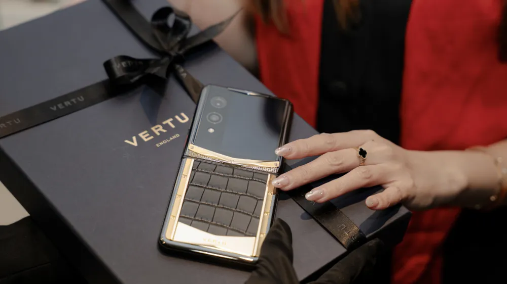Điện thoại Vertu được nhiều người lựa chọn làm quà tặng trong các dịp quan trọng. 