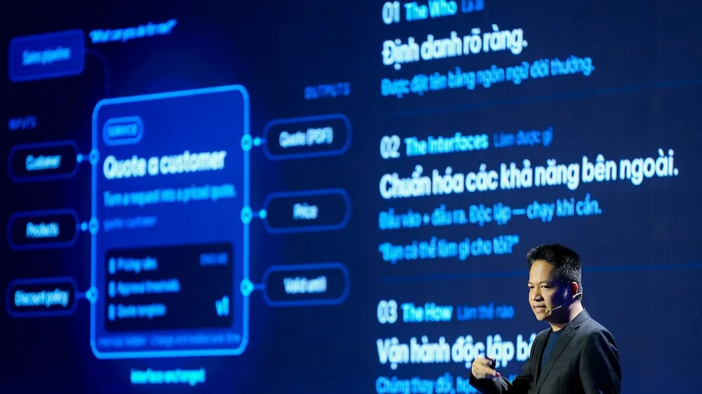 Đại diện Base.vn giới thiệu Base 2.0 tại sự kiện