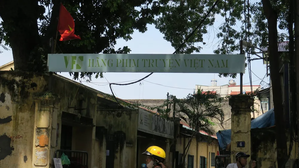 Thứ trưởng Huỳnh Vĩnh Ái: Đất hãng phim chỉ để làm phim, không được xây nhà hàng, khách sạn!