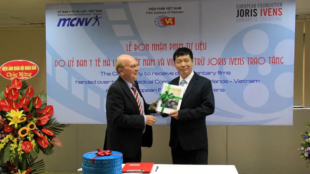 Hà Lan tặng nhiều thước phim quý về Việt Nam