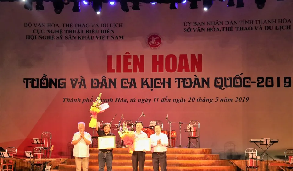 Liên hoan Tuồng và Dân ca kịch toàn quốc 2019 khép lại 10 ngày thi diễn đầy sôi nổi