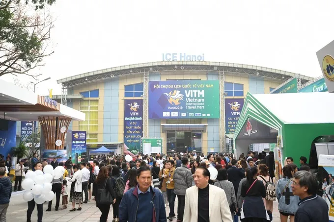 Chào bán hơn 100 ngàn vé máy bay giá rẻ tại Hội chợ Du lịch quốc tế Việt Nam 2020