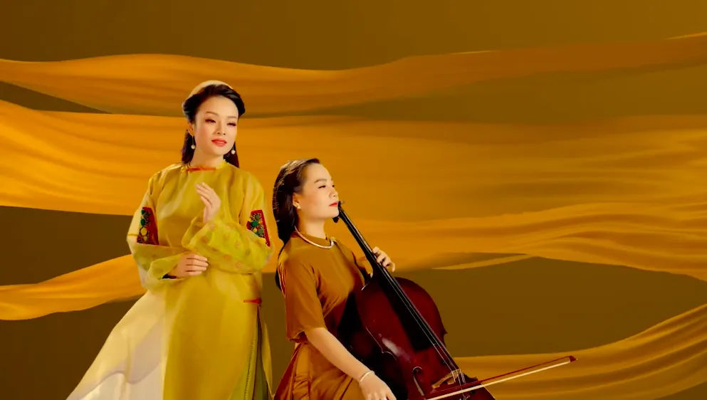 Ngỡ ngàng với không gian nghệ thuật thuần Việt của MV xẩm “Công cha ngãi mẹ sinh thành”
