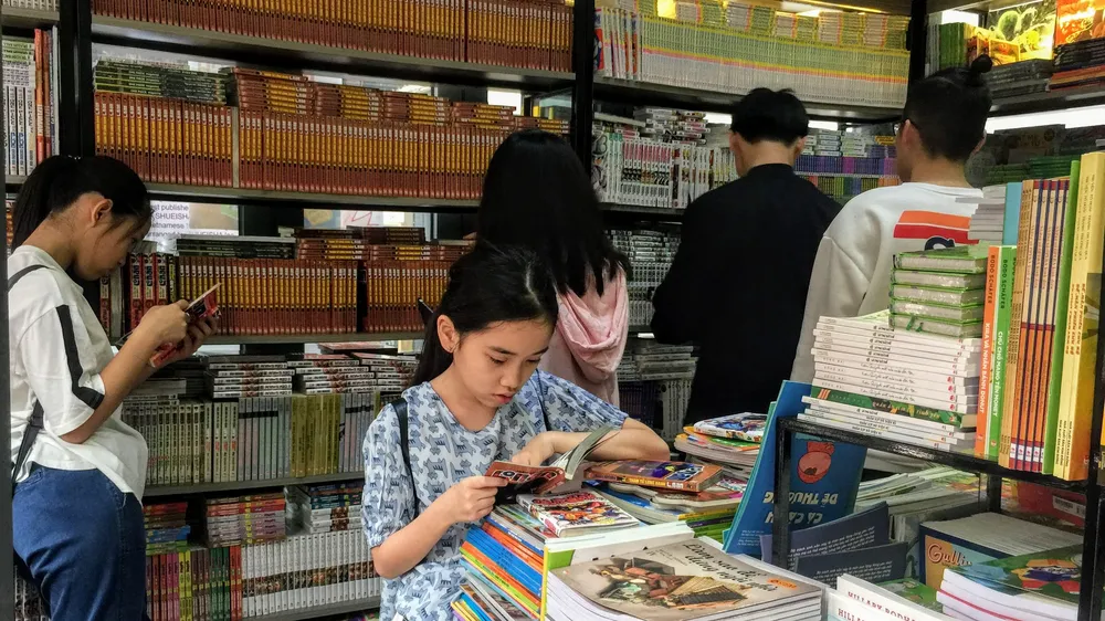 Lan tỏa, khơi dậy tình yêu sách tới người Việt ở nước ngoài