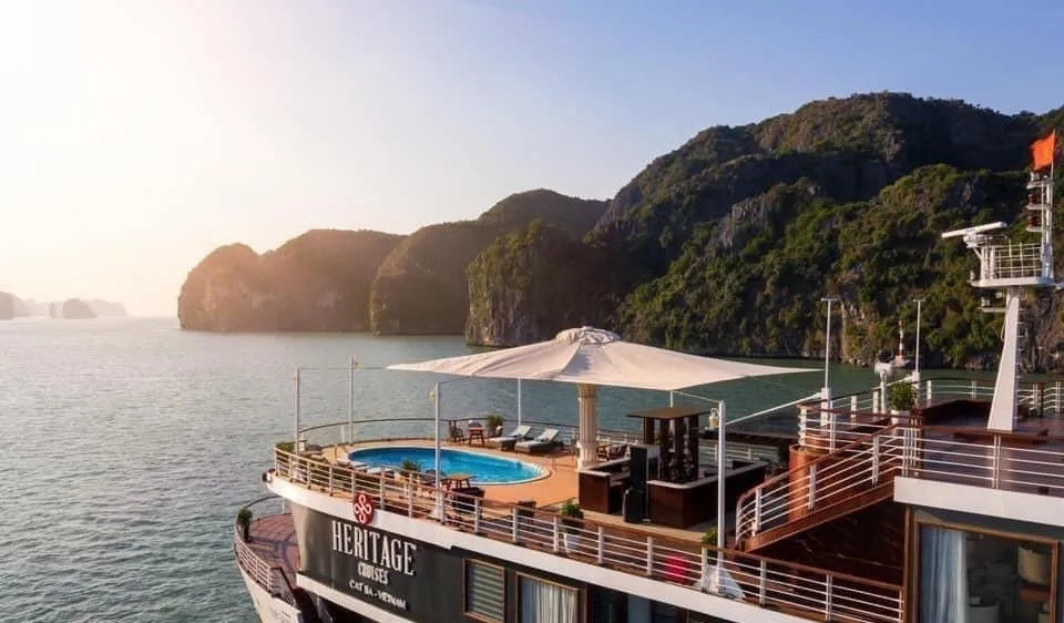 Việt Nam là điểm đến lý tưởng của du khách quốc tế với loại hình du lịch MICE, du lịch ẩm thực, du lịch golf, du lịch khám phá