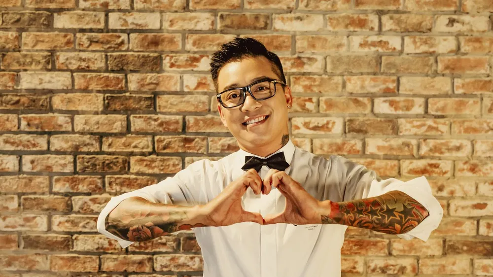Gia đình của Tuấn Hưng cùng xuất hiện trong MV mới "Gấp đôi yêu thương" 