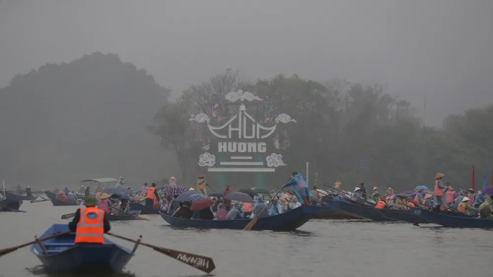 Khai hội Chùa Hương 2024. Ảnh: VIẾT CHUNG
