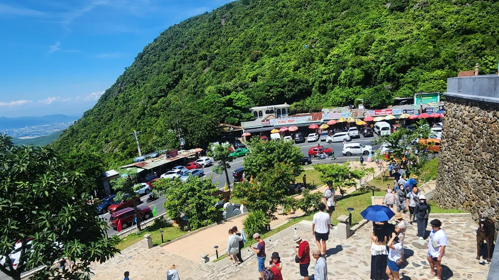 Du khách Việt Nam ưu tiên "săn" vé máy bay trước tiên khi lên kế hoạch du lịch