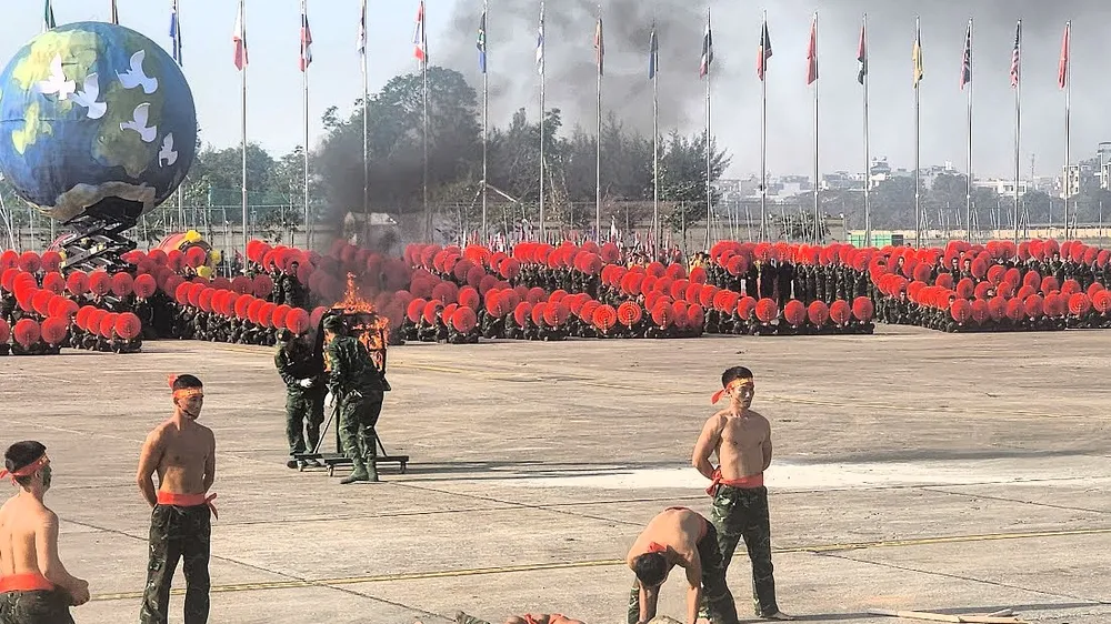 Khẳng định sức mạnh quân đội, đoàn kết, nhất trí, tự lực, tự cường