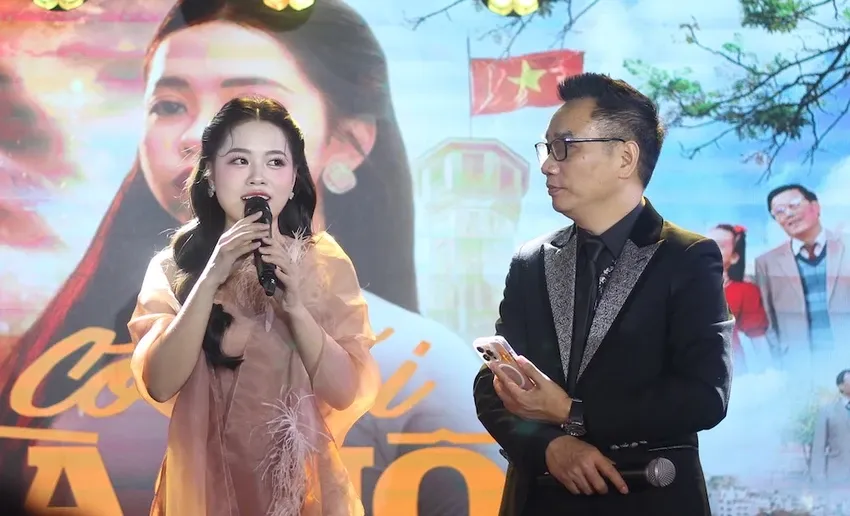 Một Hà Nội mạnh mẽ, kiên cường, đầy chất thơ trong MV "Cô gái Hà Nội"