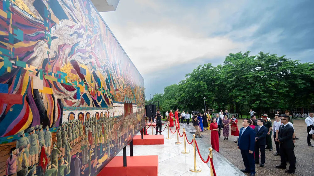 Triển lãm "Mùa xuân độc lập" tại Bảo tàng Hồ Chí Minh