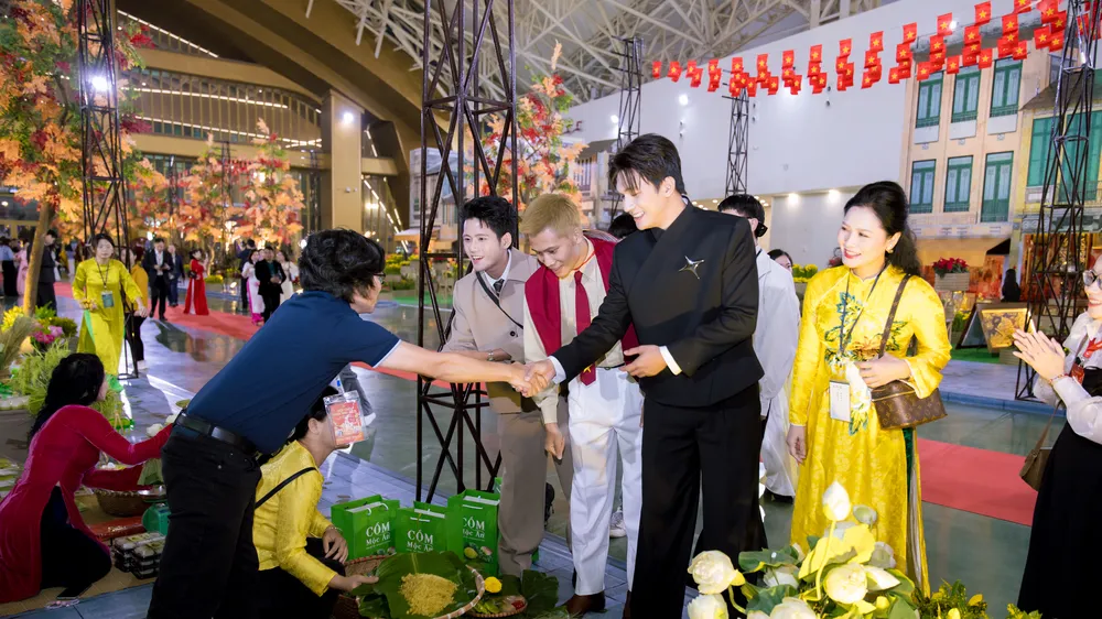 Điện ảnh Việt hút khách tại Hội chợ Mùa Thu 2025