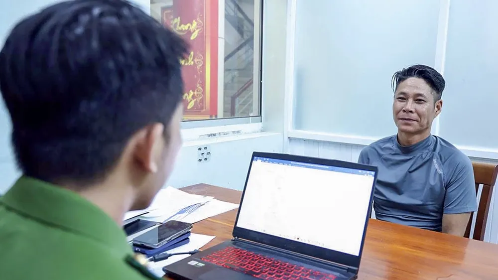 An Giang: Tạm giữ nghi phạm cho vay lãi nặng, tàng trữ súng 