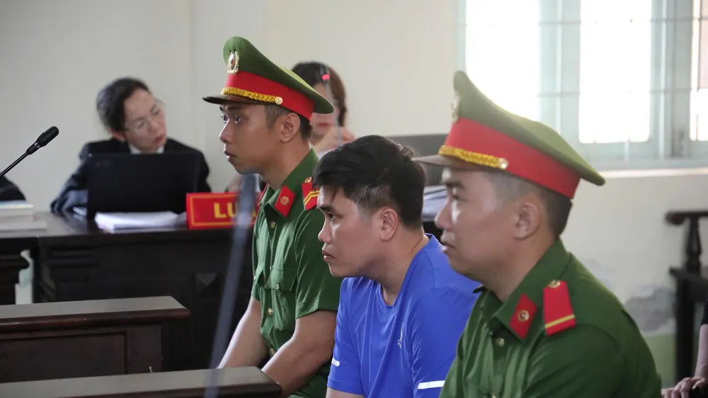 Dự kiến ngày 15-10 tuyên án tài xế trong vụ TNGT làm nữ sinh ở Vĩnh Long tử vong 