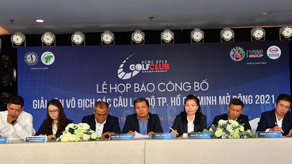 Quang cảnh buổi lễ họp báo