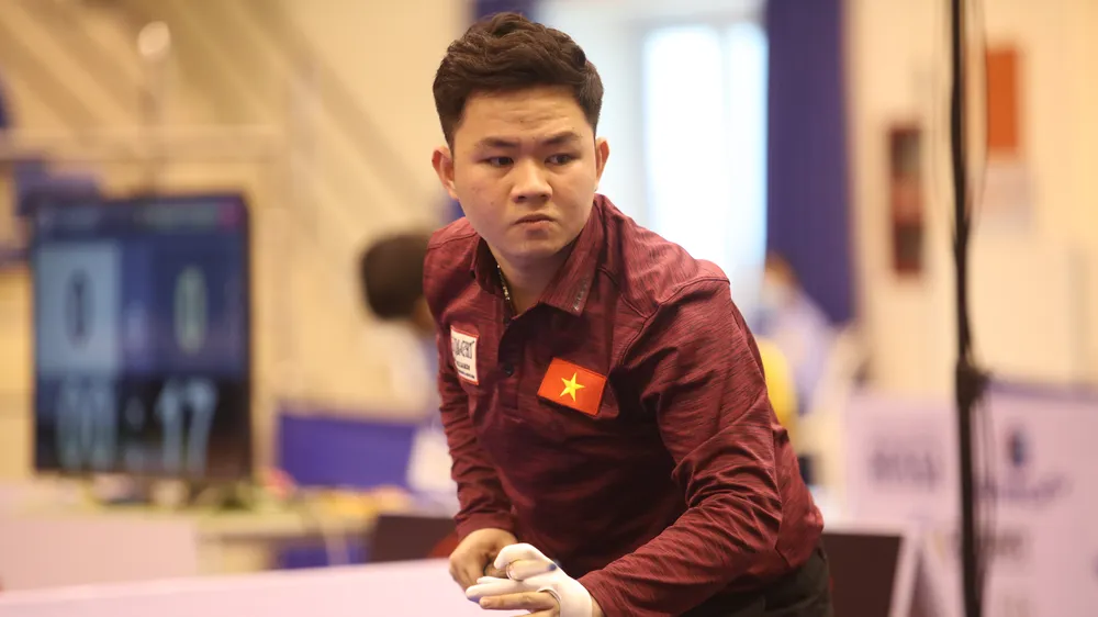 Cơ thủ trẻ Bao Phương Vinh đã giành vé vào vòng trong